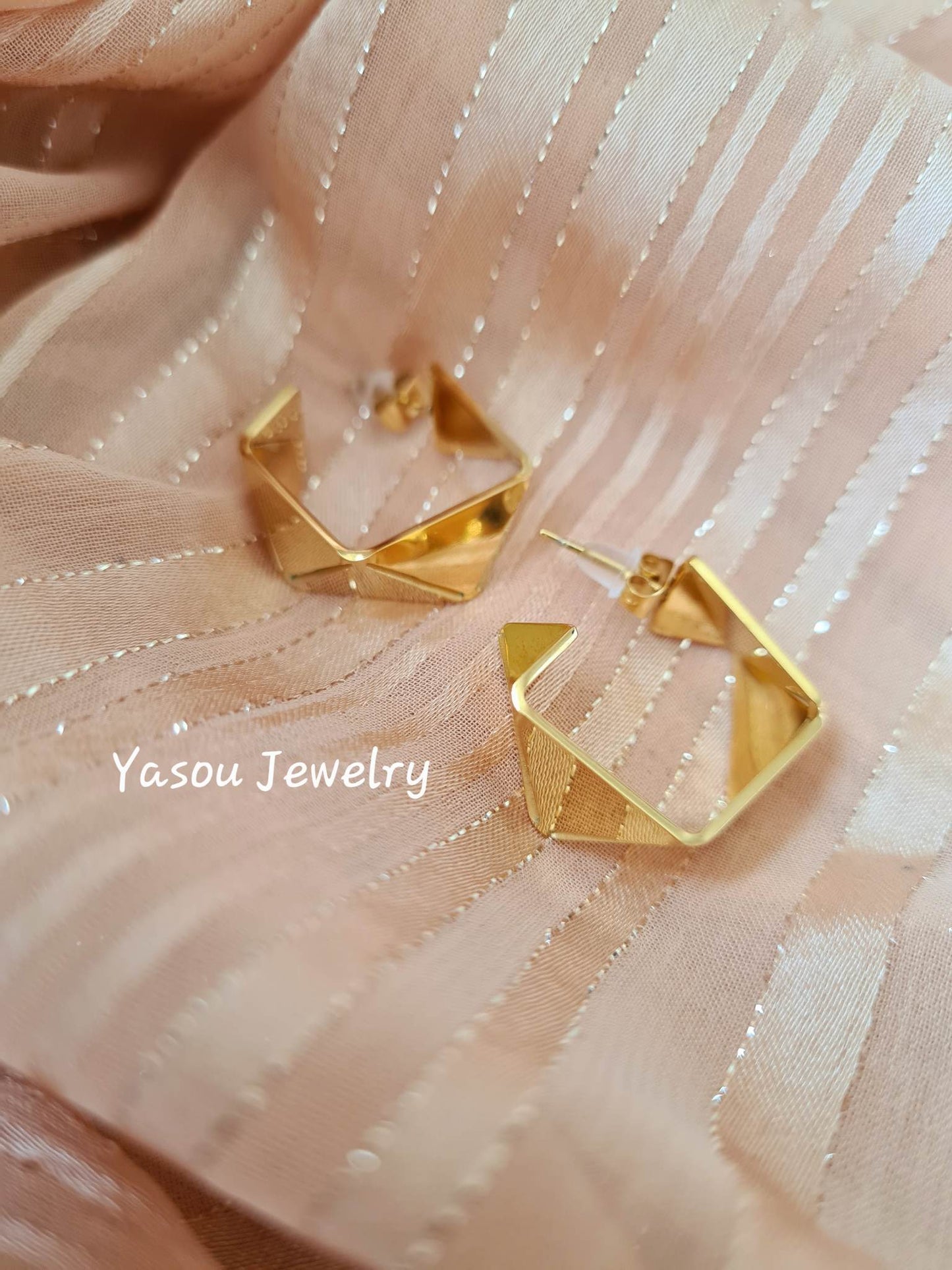 Boucles d’oreilles Multi Triangle