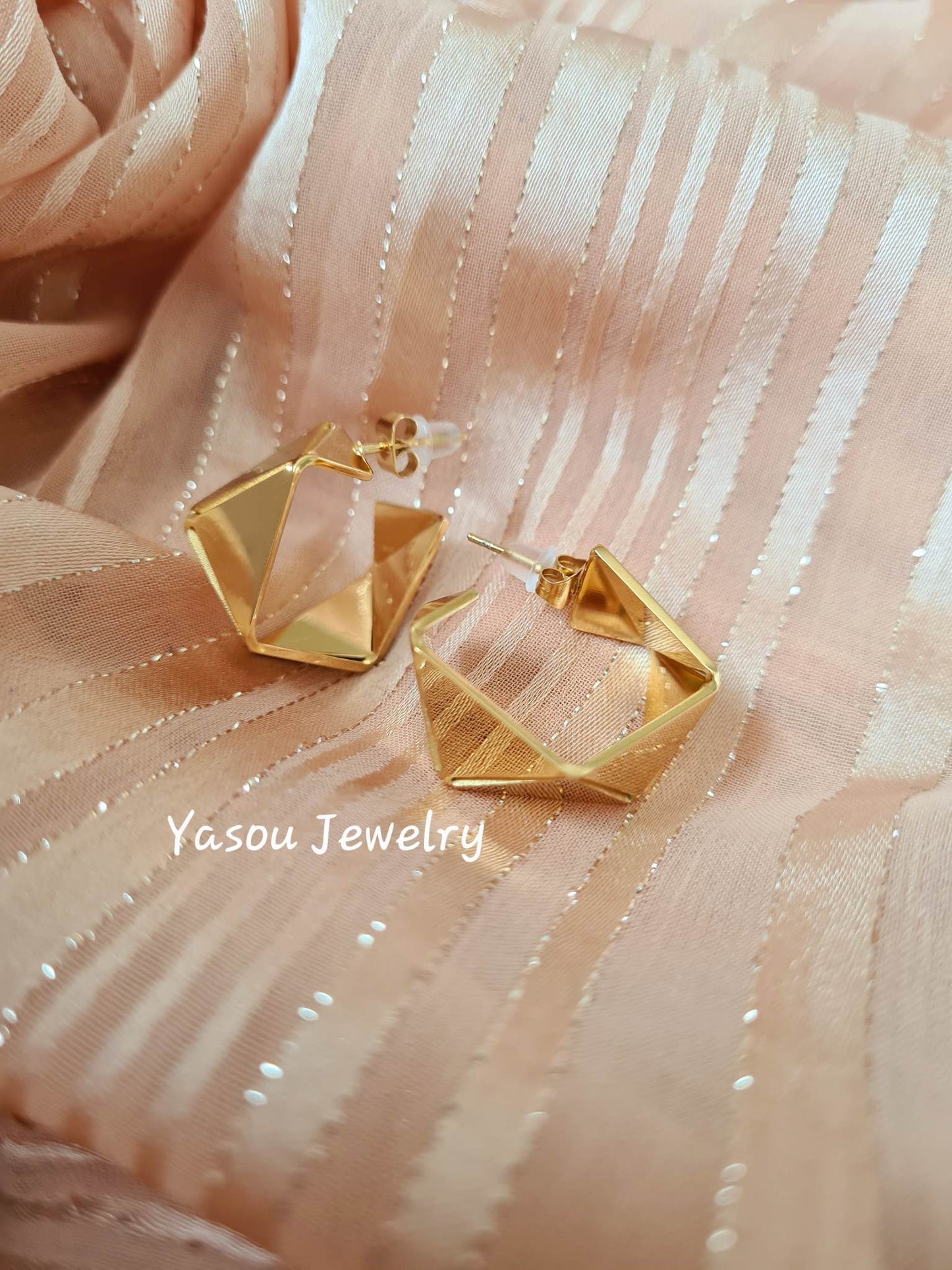 Boucles d’oreilles Multi Triangle