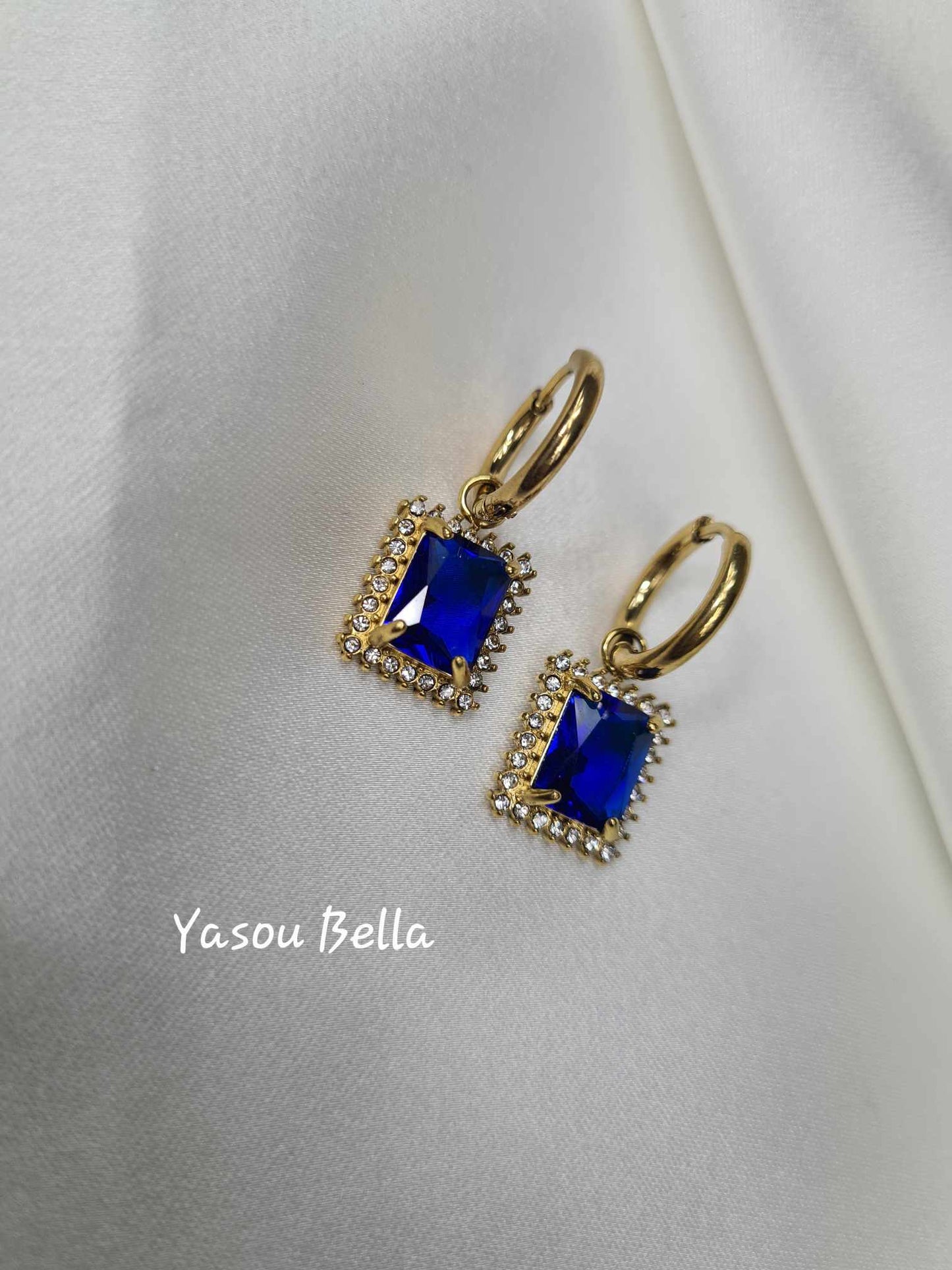 Boucles d'oreilles Orient Diamant Bleu